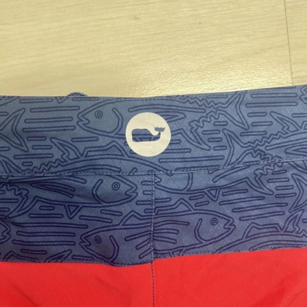 Vineyard Vines Men Size 33 Linear Tuna Pieced Swim Trunks Board Shorts Moonshine